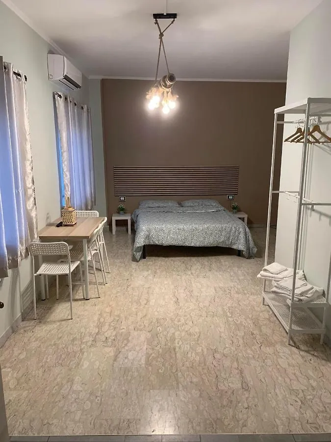 Bed and Breakfast Neapolis Center2 0*, Nápoles Italia